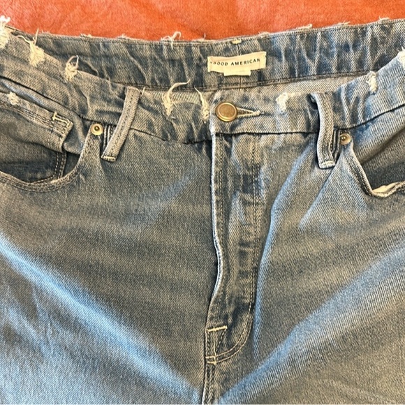 Good American Jeans - Picture 2 of 4
